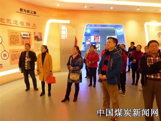 让党员职工感受企业发展的成果